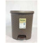 Rattan Pedal Dustbin  / 11,5 Lt - Image 2