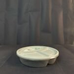 ⁦علبة حفظ مدورة بغطاء مقسمه 1.1 لتر⁩ - الصورة ⁦2⁩