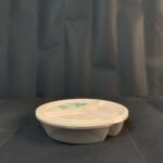 ⁦علبة حفظ مدورة بغطاء مقسمه 1.1 لتر⁩ - الصورة ⁦5⁩