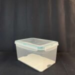 ⁦علبة حفظ مستطيله بغطاء محكم مع لوك وسيليكون 4.5 لتر⁩ - الصورة ⁦3⁩