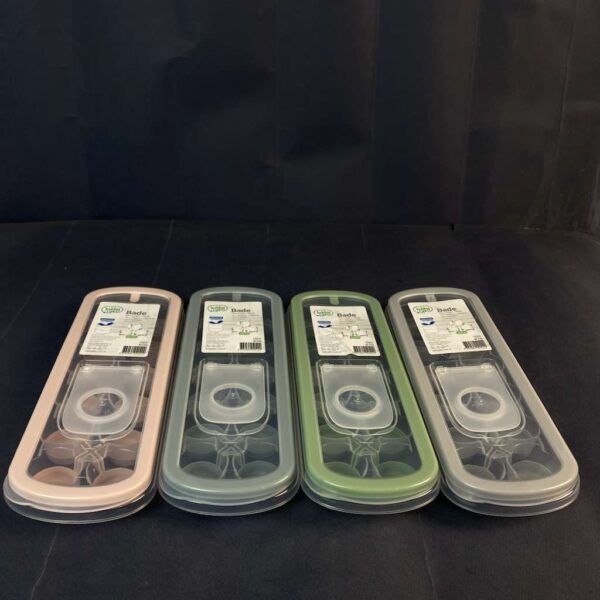 Bade Silicon Ice Cube Box
