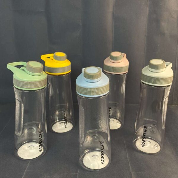 زجاجة مياه 730 مللي شفاف بغطاء ملون